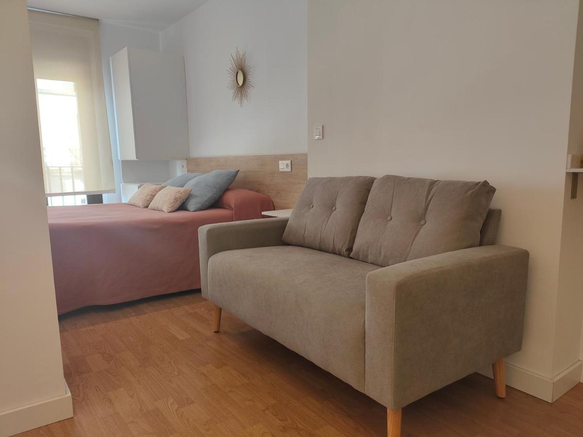Apartamentos Turisticos Torres De Santiago Úbeda Eksteriør bilde